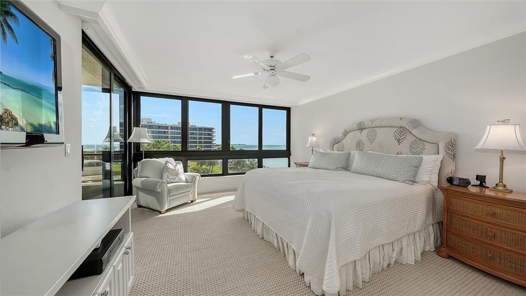 待售: $2,195,000 (3 贝兹, 3 浴室, 2375 平方英尺)