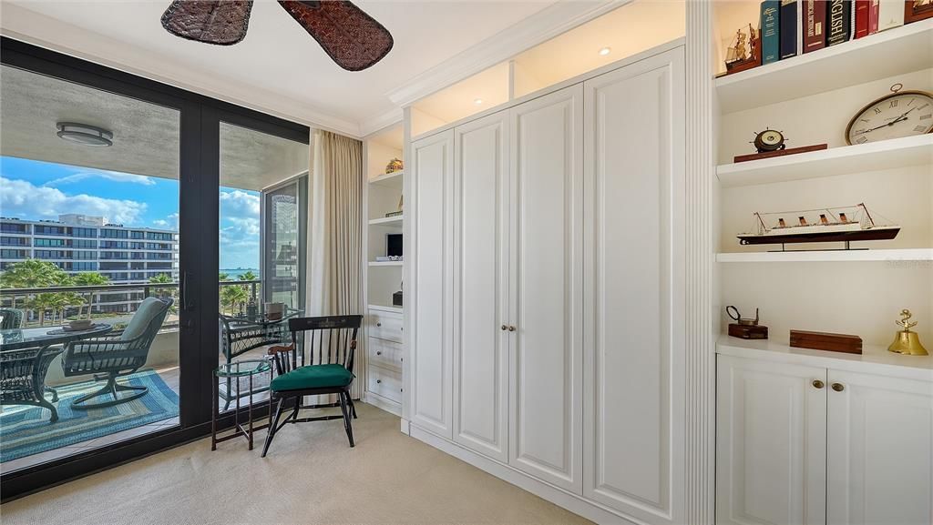 待售: $2,195,000 (3 贝兹, 3 浴室, 2375 平方英尺)