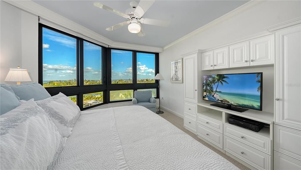 待售: $2,195,000 (3 贝兹, 3 浴室, 2375 平方英尺)