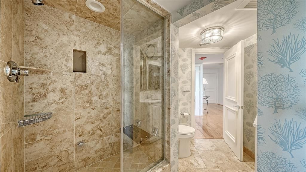 待售: $2,195,000 (3 贝兹, 3 浴室, 2375 平方英尺)