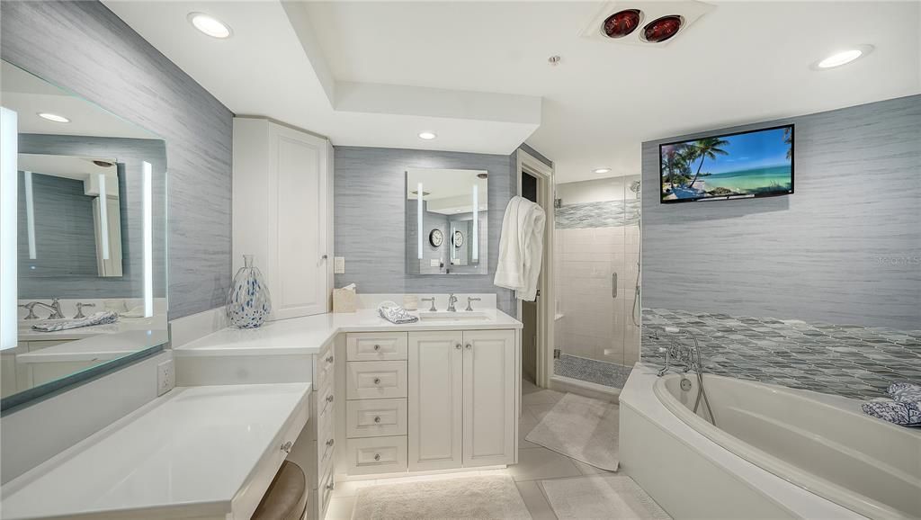 待售: $2,195,000 (3 贝兹, 3 浴室, 2375 平方英尺)