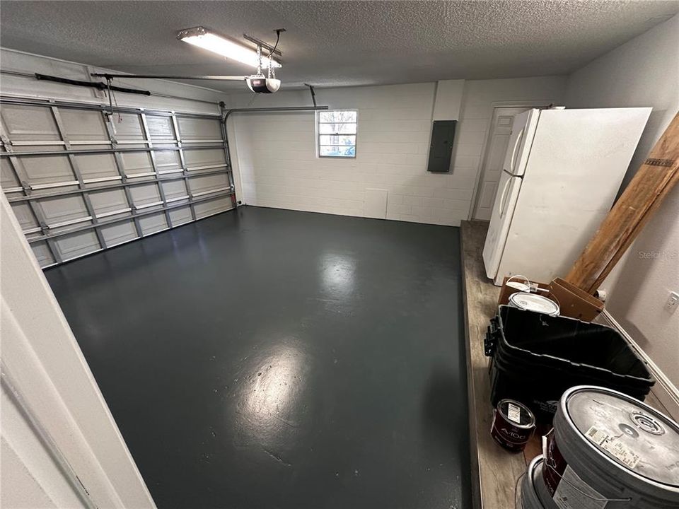 For Rent: $2,295 (3 beds, 2 baths, 1204 Square Feet)