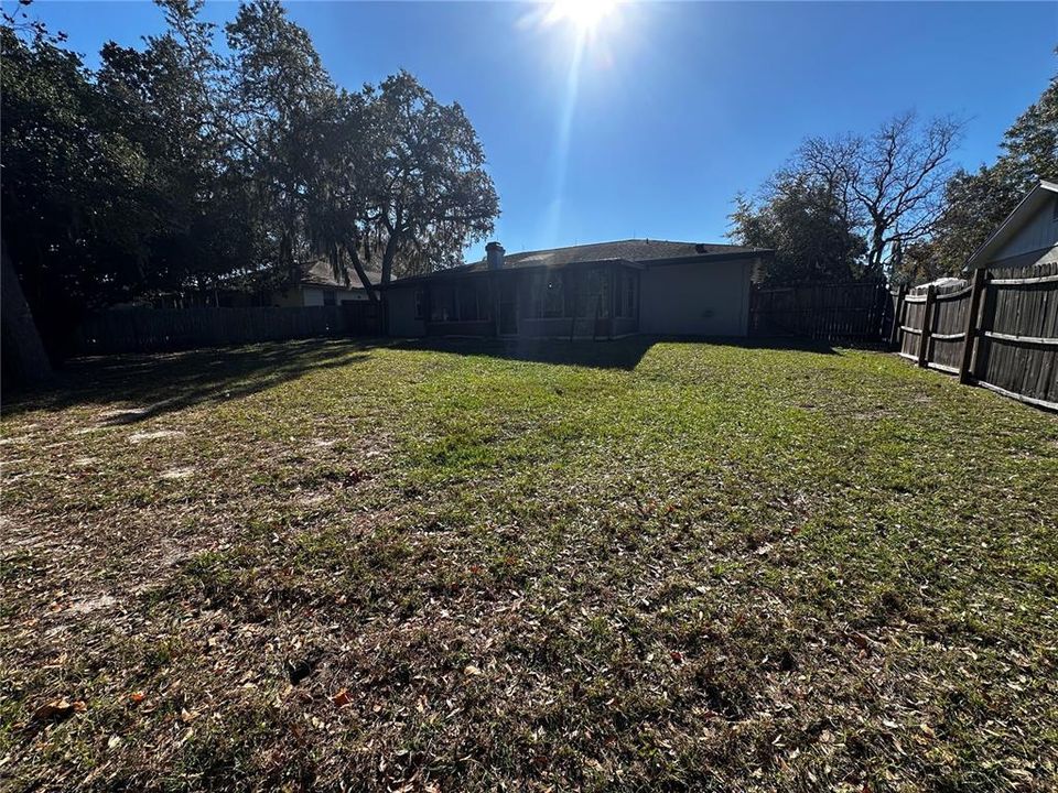 For Rent: $2,295 (3 beds, 2 baths, 1204 Square Feet)