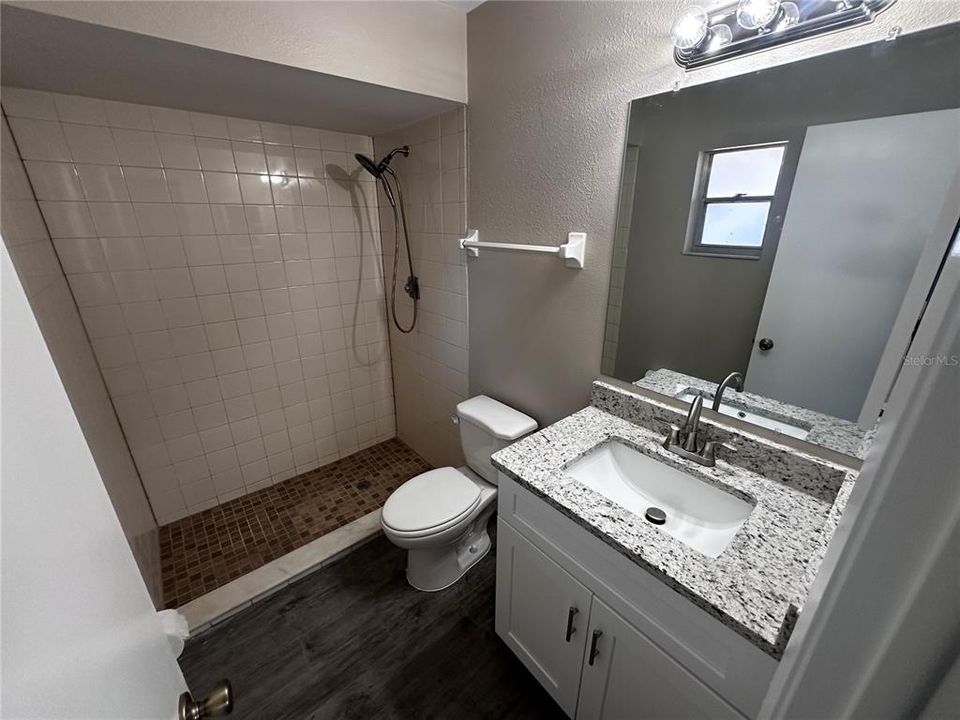 For Rent: $2,295 (3 beds, 2 baths, 1204 Square Feet)