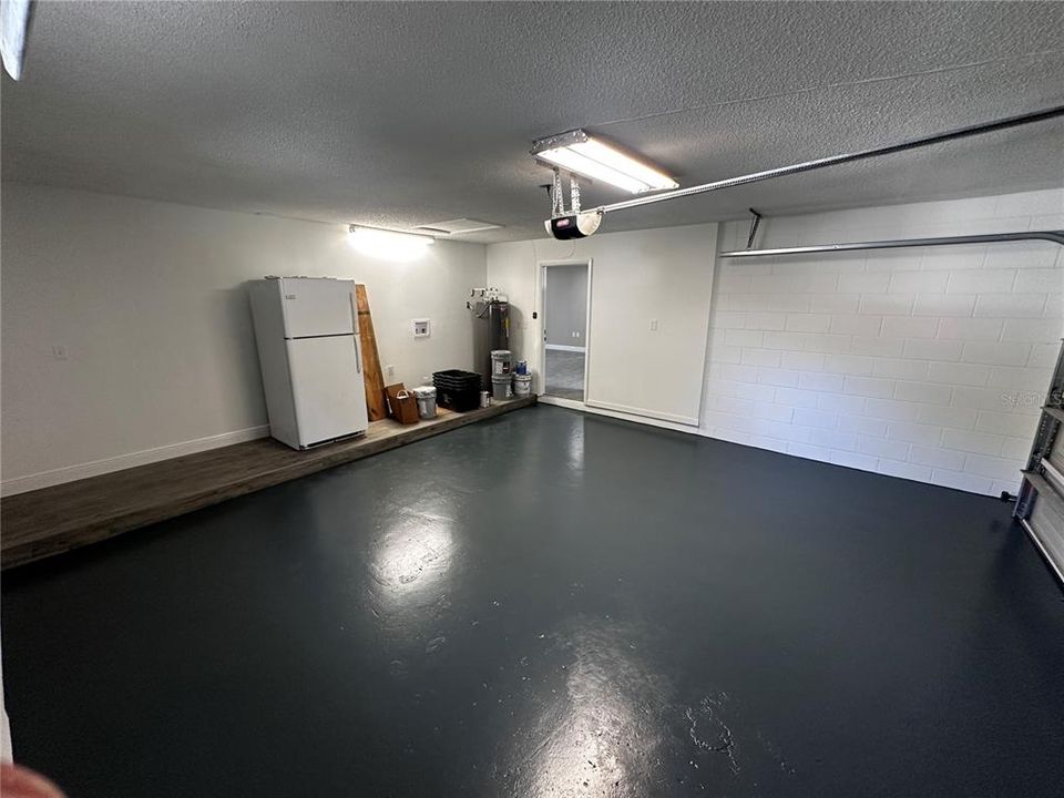 For Rent: $2,295 (3 beds, 2 baths, 1204 Square Feet)