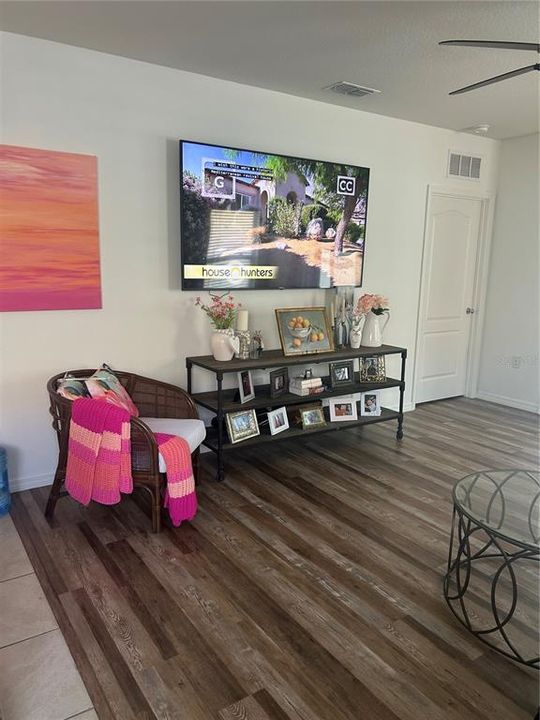 En Venta: $357,000 (3 camas, 2 baños, 1633 Pies cuadrados)