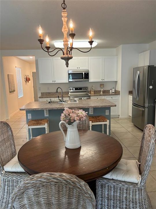 En Venta: $357,000 (3 camas, 2 baños, 1633 Pies cuadrados)