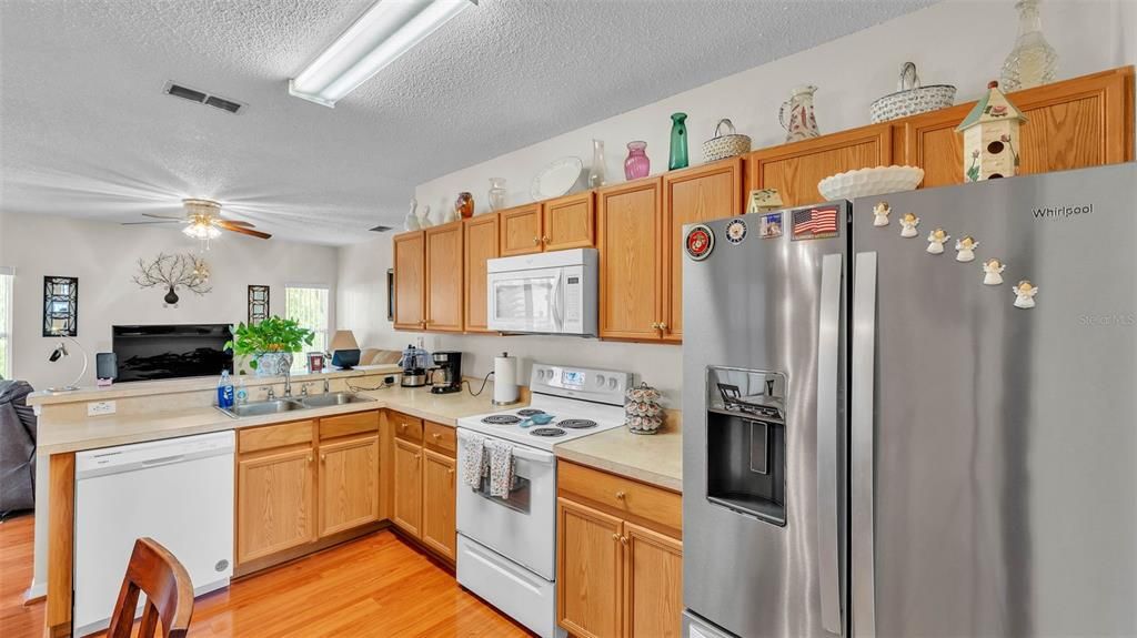 En Venta: $260,000 (3 camas, 2 baños, 1610 Pies cuadrados)