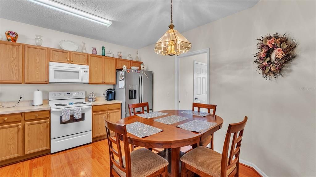 En Venta: $260,000 (3 camas, 2 baños, 1610 Pies cuadrados)