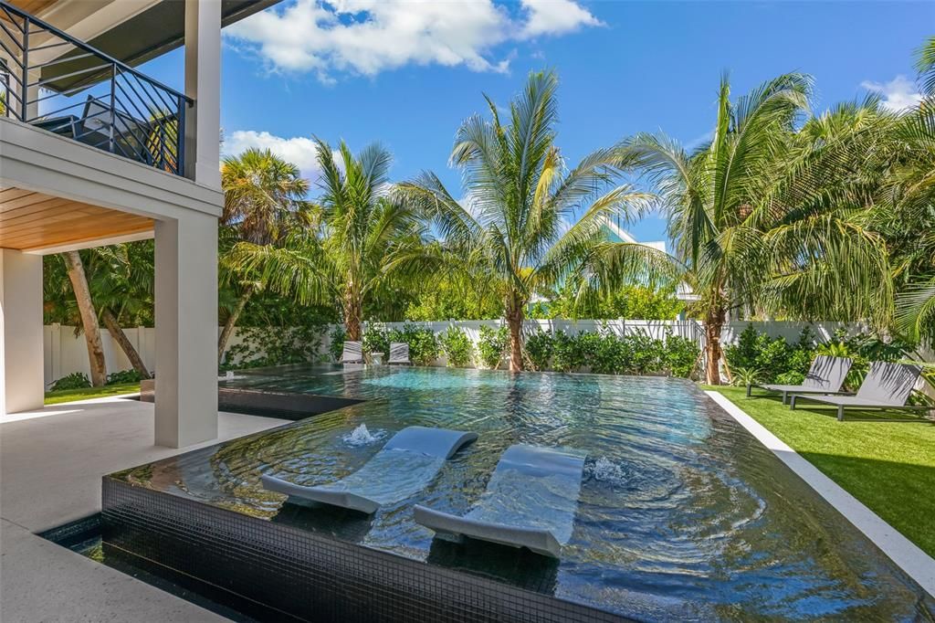 На продажу: $3,750,000 (4 спален, 5 ванн, 2259 Квадратных фут)