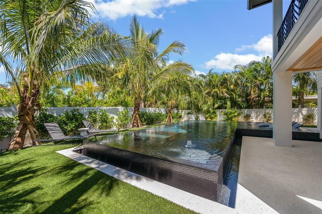 На продажу: $3,750,000 (4 спален, 5 ванн, 2259 Квадратных фут)