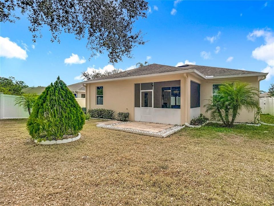 待售: $303,000 (3 贝兹, 2 浴室, 1672 平方英尺)