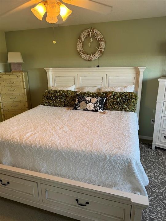 出租: $2,000 (2 贝兹, 2 浴室, 1405 平方英尺)