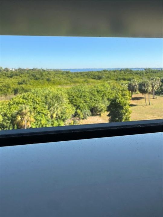 出租: $2,000 (2 贝兹, 2 浴室, 1405 平方英尺)