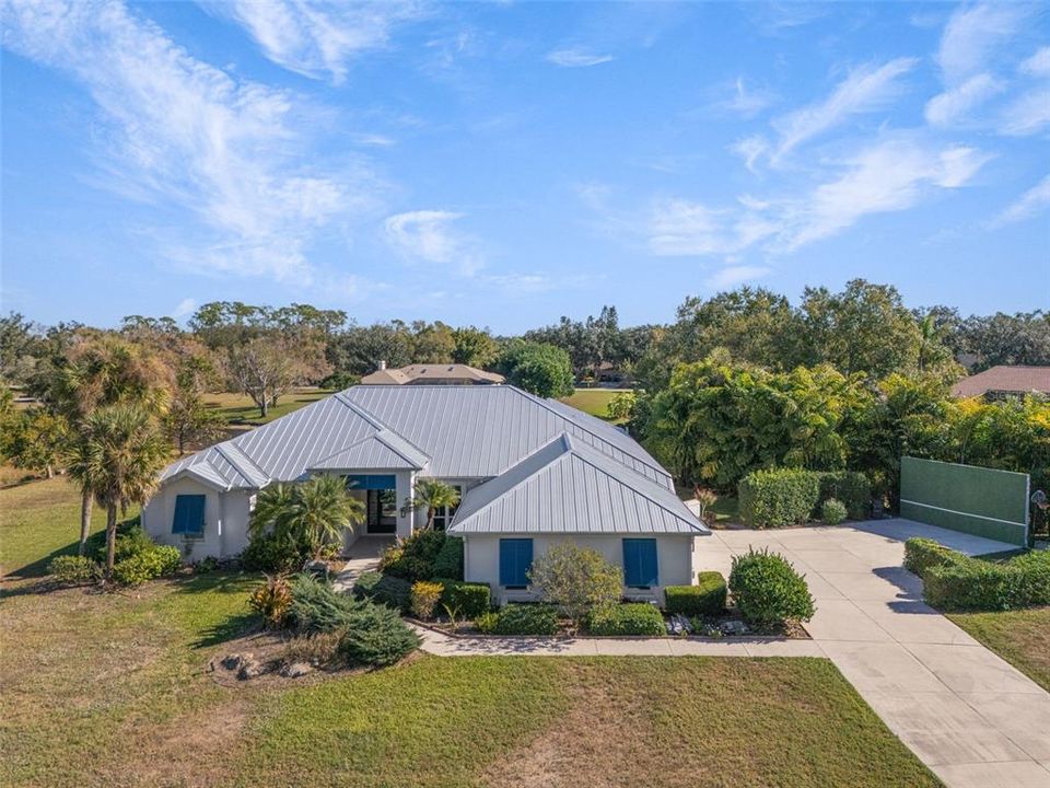 For Sale: $1,050,000 (3 beds, 3 baths, 2962 Square Feet)