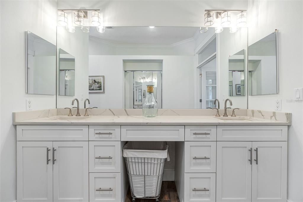 For Sale: $1,050,000 (3 beds, 3 baths, 2962 Square Feet)