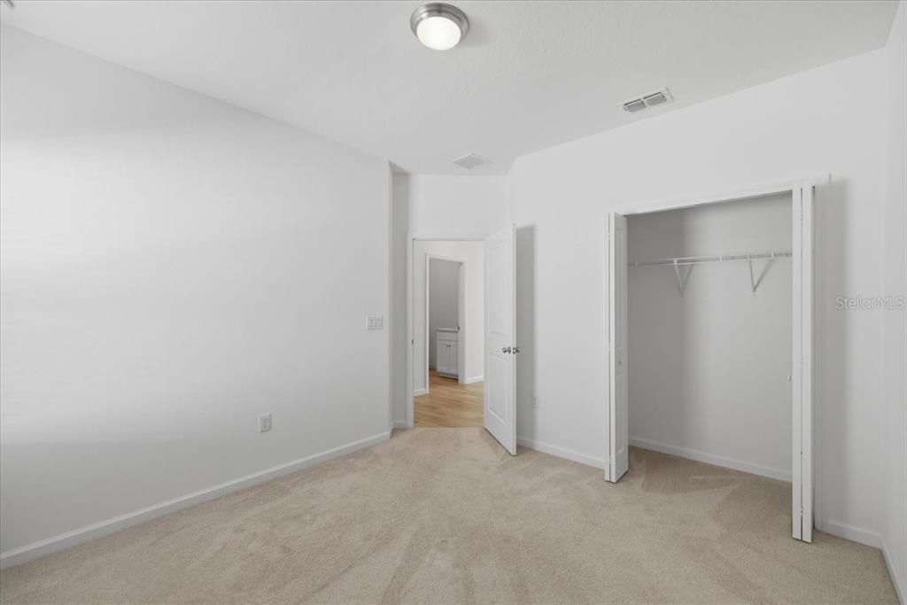 For Sale: $299,000 (3 beds, 2 baths, 1755 Square Feet)