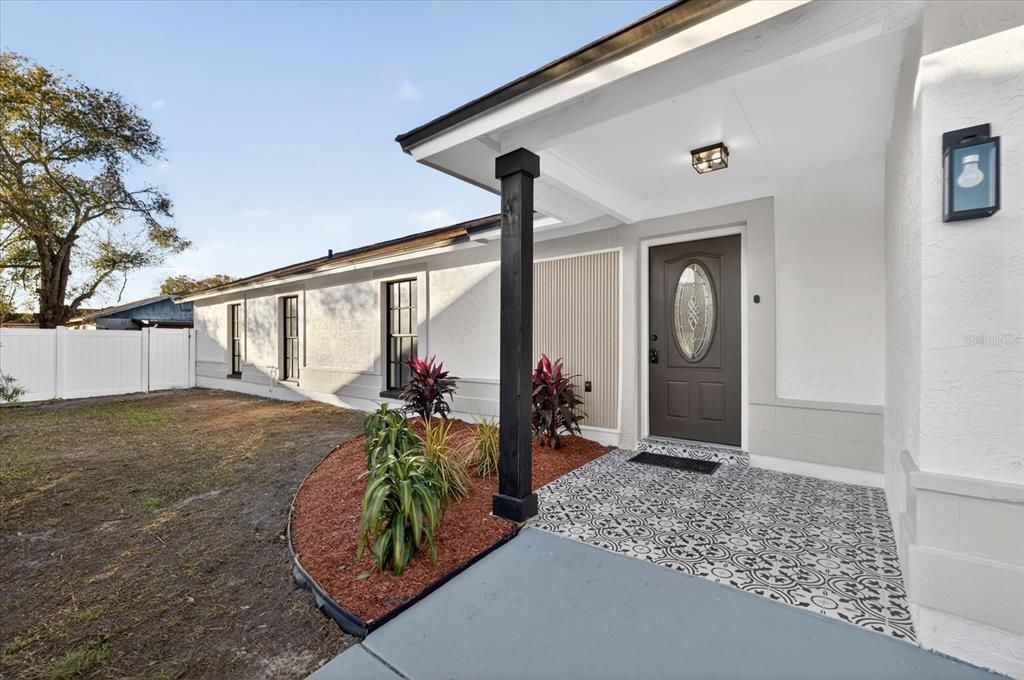 For Sale: $449,900 (4 beds, 3 baths, 1504 Square Feet)