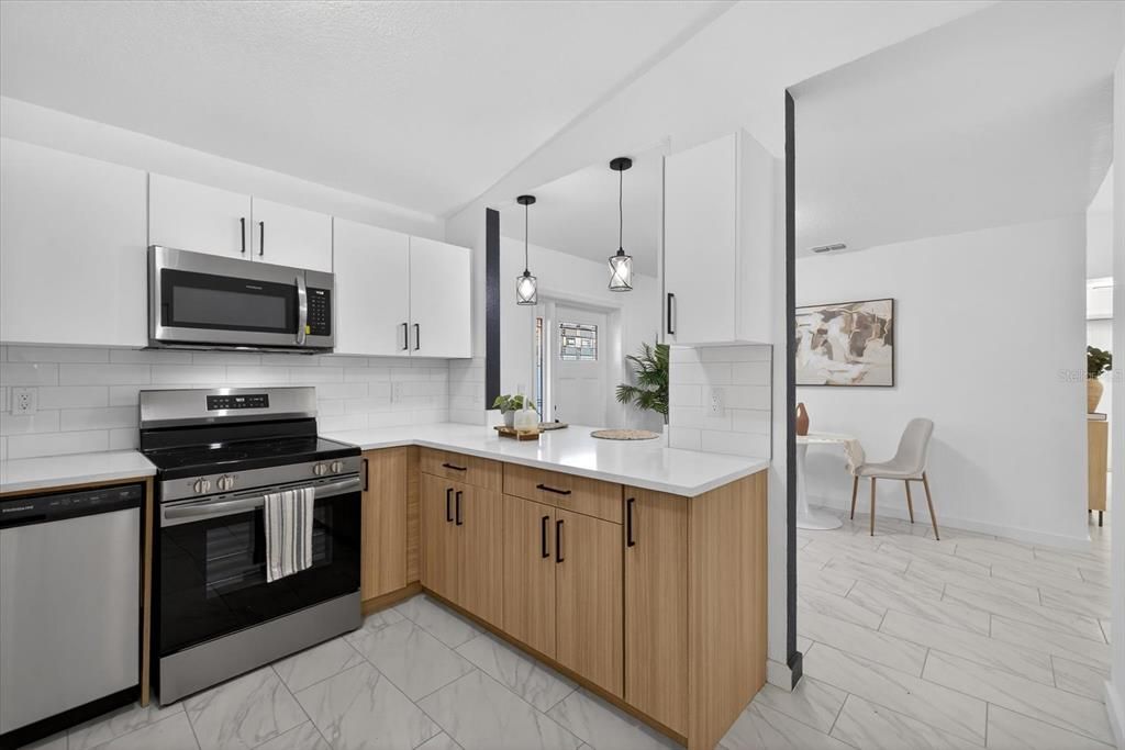 For Sale: $449,900 (4 beds, 3 baths, 1504 Square Feet)