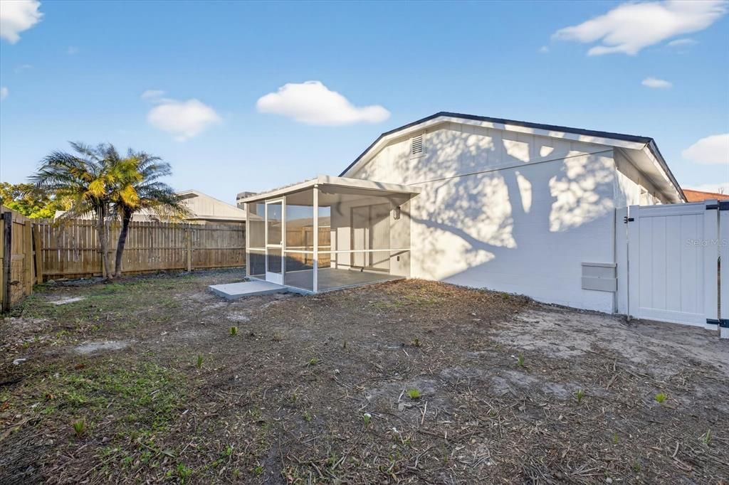 For Sale: $449,900 (4 beds, 3 baths, 1504 Square Feet)