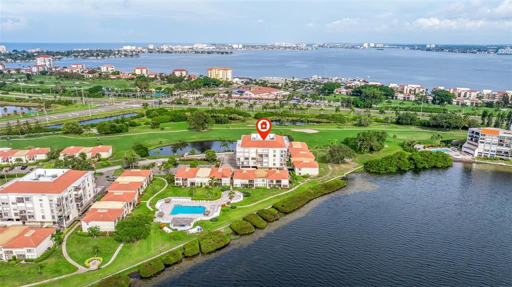 待售: $410,000 (2 贝兹, 2 浴室, 1050 平方英尺)