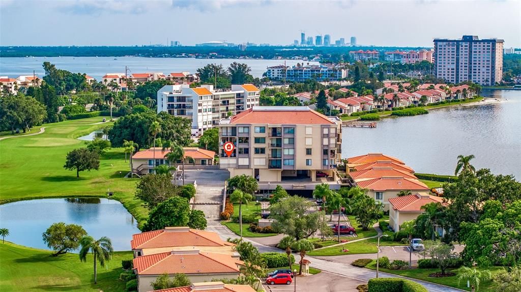 待售: $410,000 (2 贝兹, 2 浴室, 1050 平方英尺)