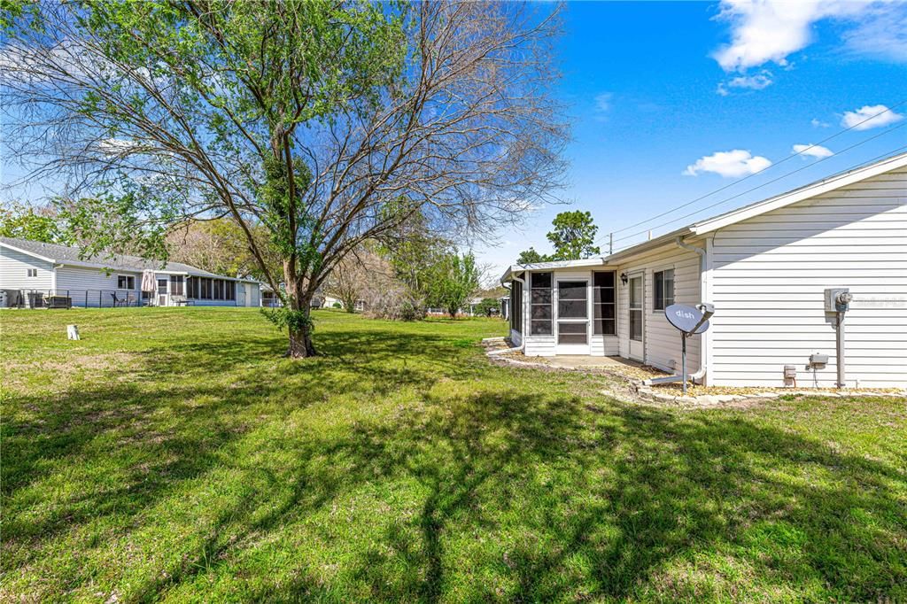 For Sale: $179,900 (2 beds, 2 baths, 960 Square Feet)