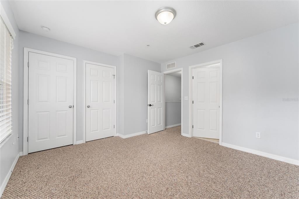 For Sale: $239,000 (2 beds, 2 baths, 1120 Square Feet)