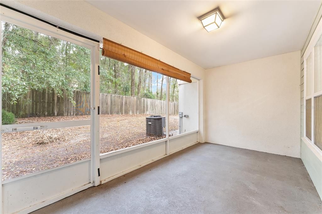 For Sale: $239,000 (2 beds, 2 baths, 1120 Square Feet)