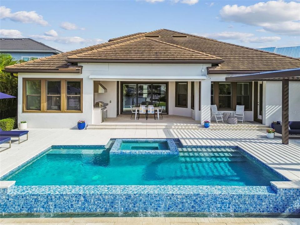 На продажу: $3,095,000 (4 спален, 5 ванн, 4154 Квадратных фут)
