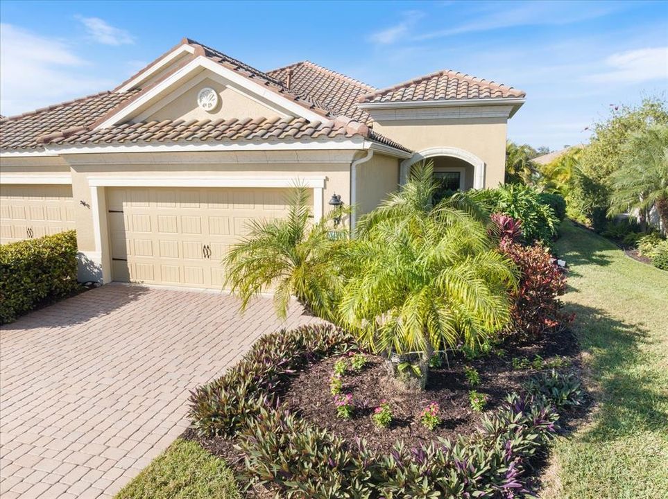 待售: $355,000 (2 贝兹, 2 浴室, 1523 平方英尺)