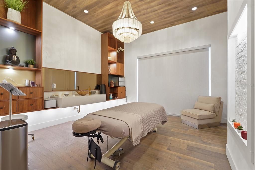 待售: $2,590,000 (4 贝兹, 4 浴室, 4525 平方英尺)