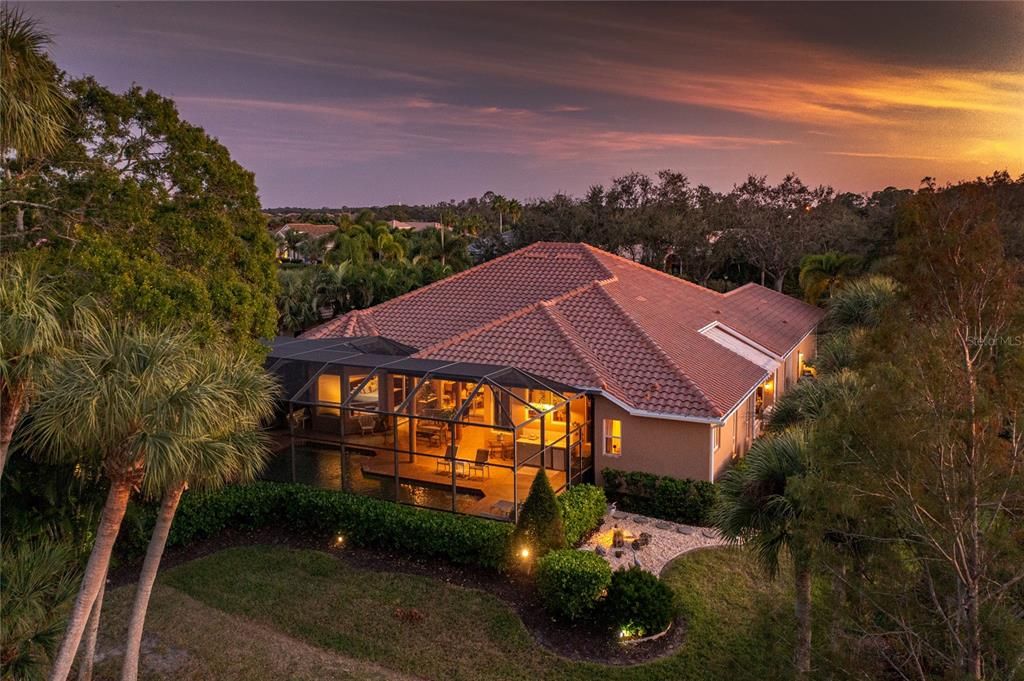 En Venta: $1,300,000 (4 camas, 3 baños, 3435 Pies cuadrados)