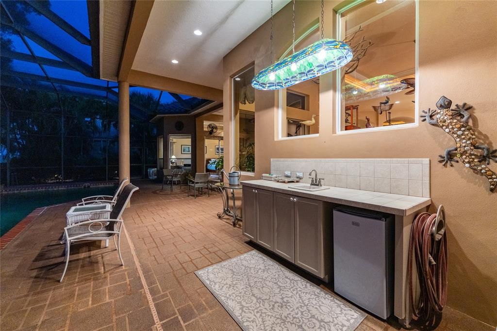 En Venta: $1,300,000 (4 camas, 3 baños, 3435 Pies cuadrados)