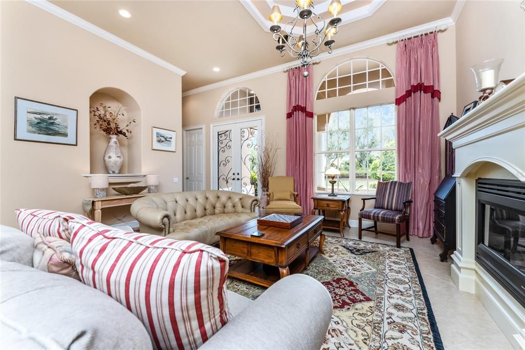 En Venta: $1,300,000 (4 camas, 3 baños, 3435 Pies cuadrados)