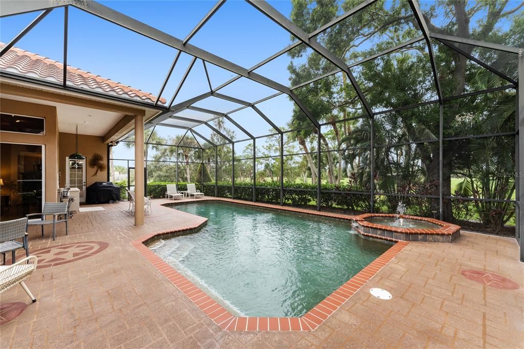 En Venta: $1,300,000 (4 camas, 3 baños, 3435 Pies cuadrados)