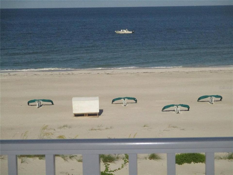 For Sale: $439,900 (1 beds, 1 baths, 365 Square Feet)