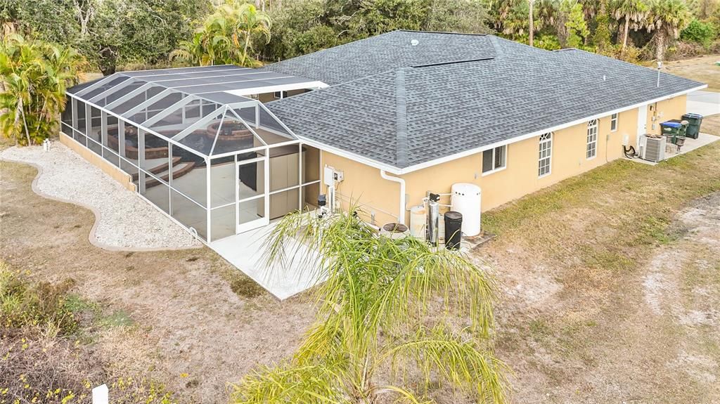 For Sale: $475,000 (3 beds, 2 baths, 2018 Square Feet)