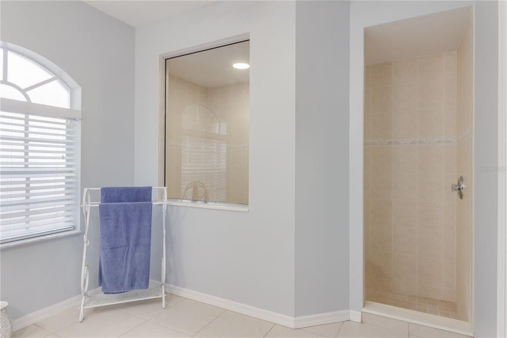 For Sale: $475,000 (3 beds, 2 baths, 2018 Square Feet)