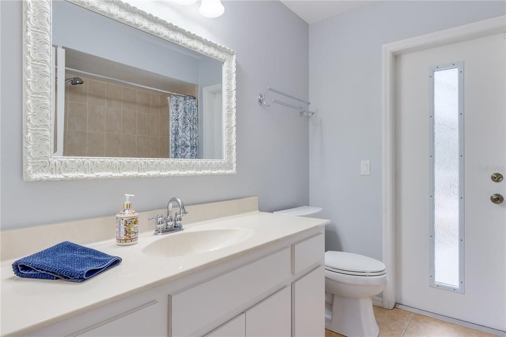 For Sale: $475,000 (3 beds, 2 baths, 2018 Square Feet)