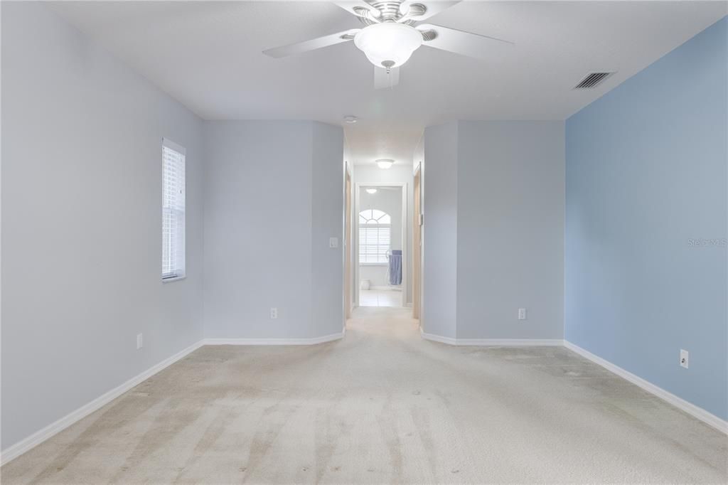 For Sale: $475,000 (3 beds, 2 baths, 2018 Square Feet)