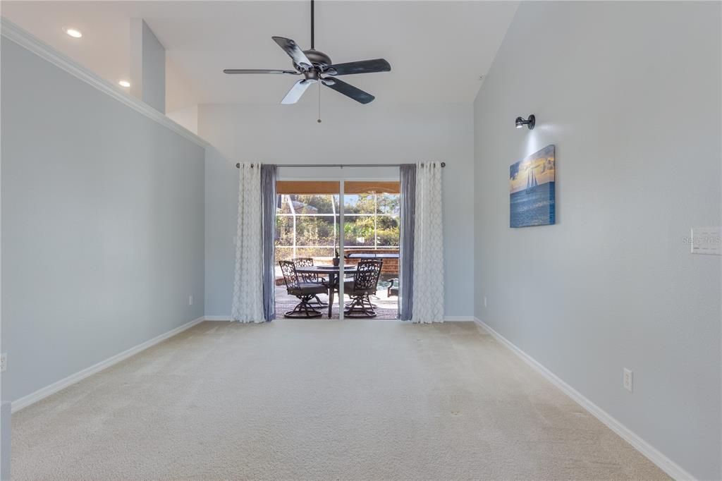 For Sale: $475,000 (3 beds, 2 baths, 2018 Square Feet)