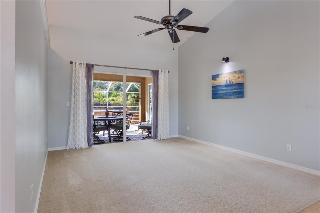 For Sale: $475,000 (3 beds, 2 baths, 2018 Square Feet)