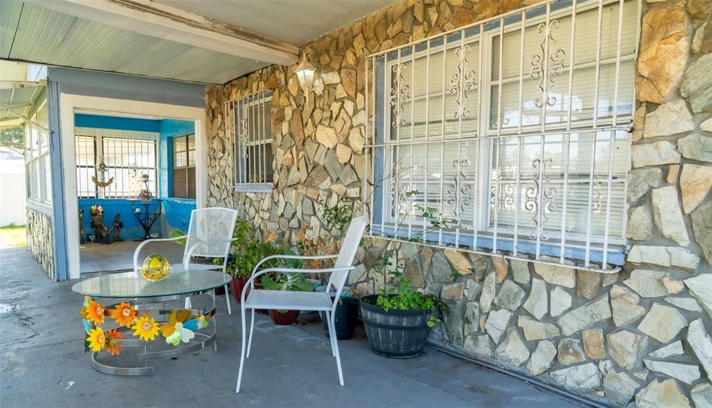 待售: $500,000 (4 贝兹, 3 浴室, 1818 平方英尺)