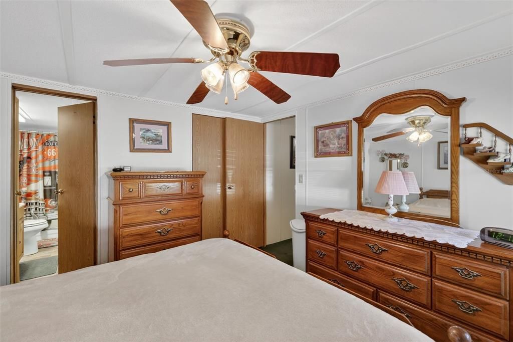 待售: $199,000 (3 贝兹, 2 浴室, 960 平方英尺)