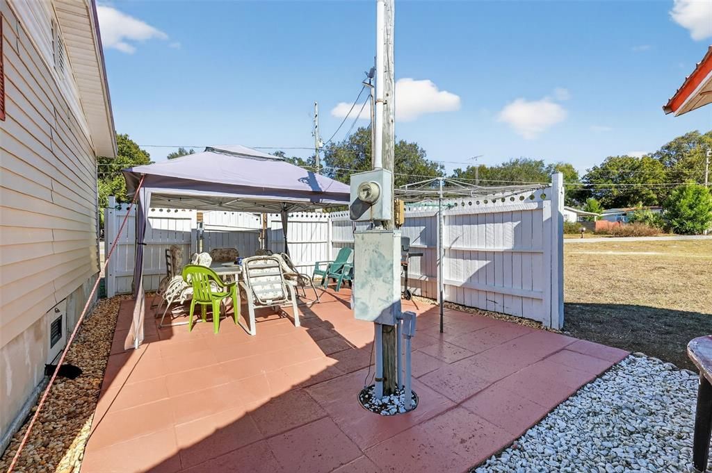 待售: $199,000 (3 贝兹, 2 浴室, 960 平方英尺)