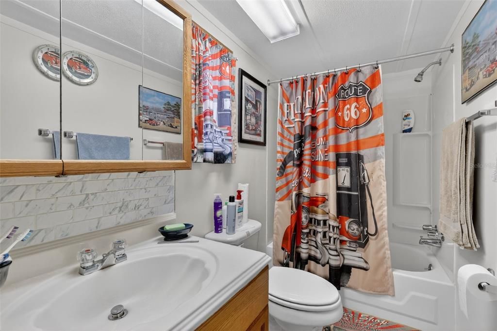 待售: $199,000 (3 贝兹, 2 浴室, 960 平方英尺)