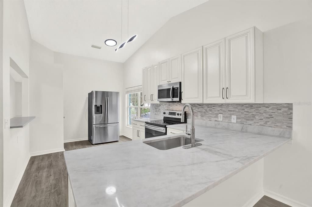 待售: $389,900 (3 贝兹, 2 浴室, 1615 平方英尺)