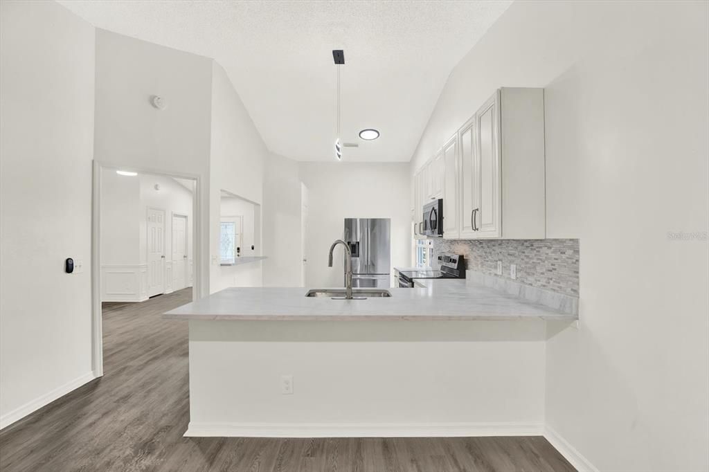 待售: $389,900 (3 贝兹, 2 浴室, 1615 平方英尺)