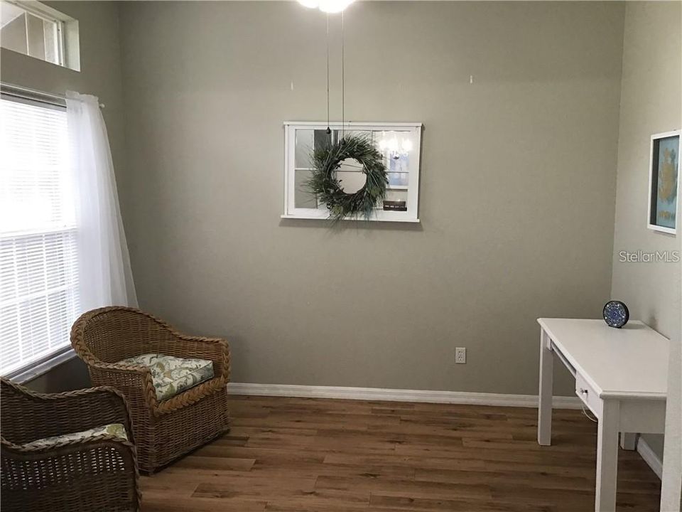 出租: $3,000 (3 贝兹, 2 浴室, 2219 平方英尺)